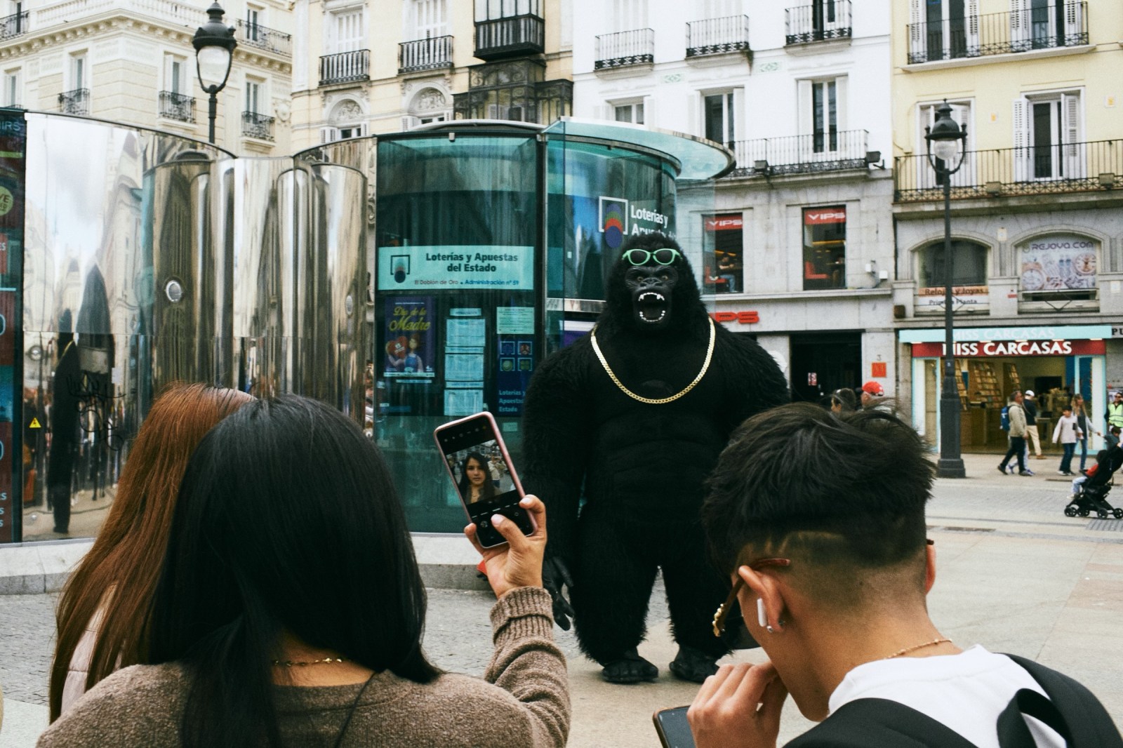 Talleres de Inmersión en Fotografia de Calle con Rober Tomas