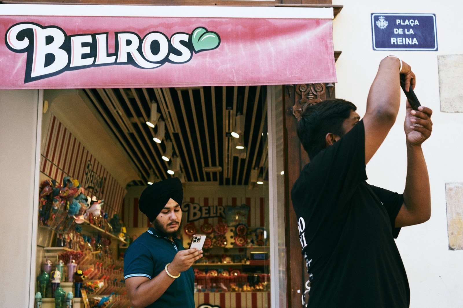 Taller de fotografia de Calle en Valencia con Rober Tomás en http://robertomasfoto.com 