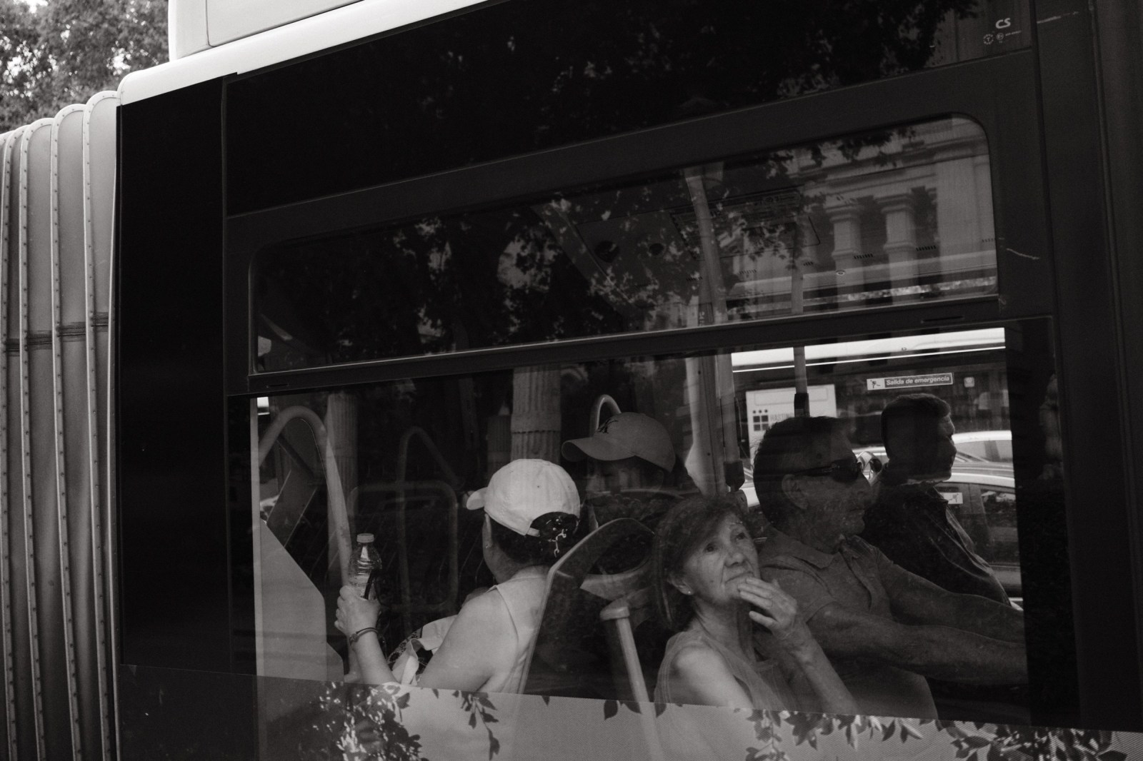 Talleres y cursos de fotografia de calle en Madrid con Rober Tomas en http://robertomasfoto.com 