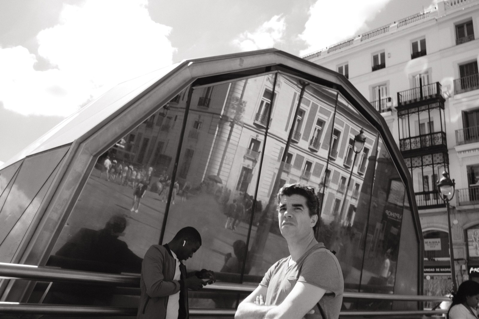 Talleres y cursos de fotografia de calle en Madrid con Rober Tomas en http://robertomasfoto.com 