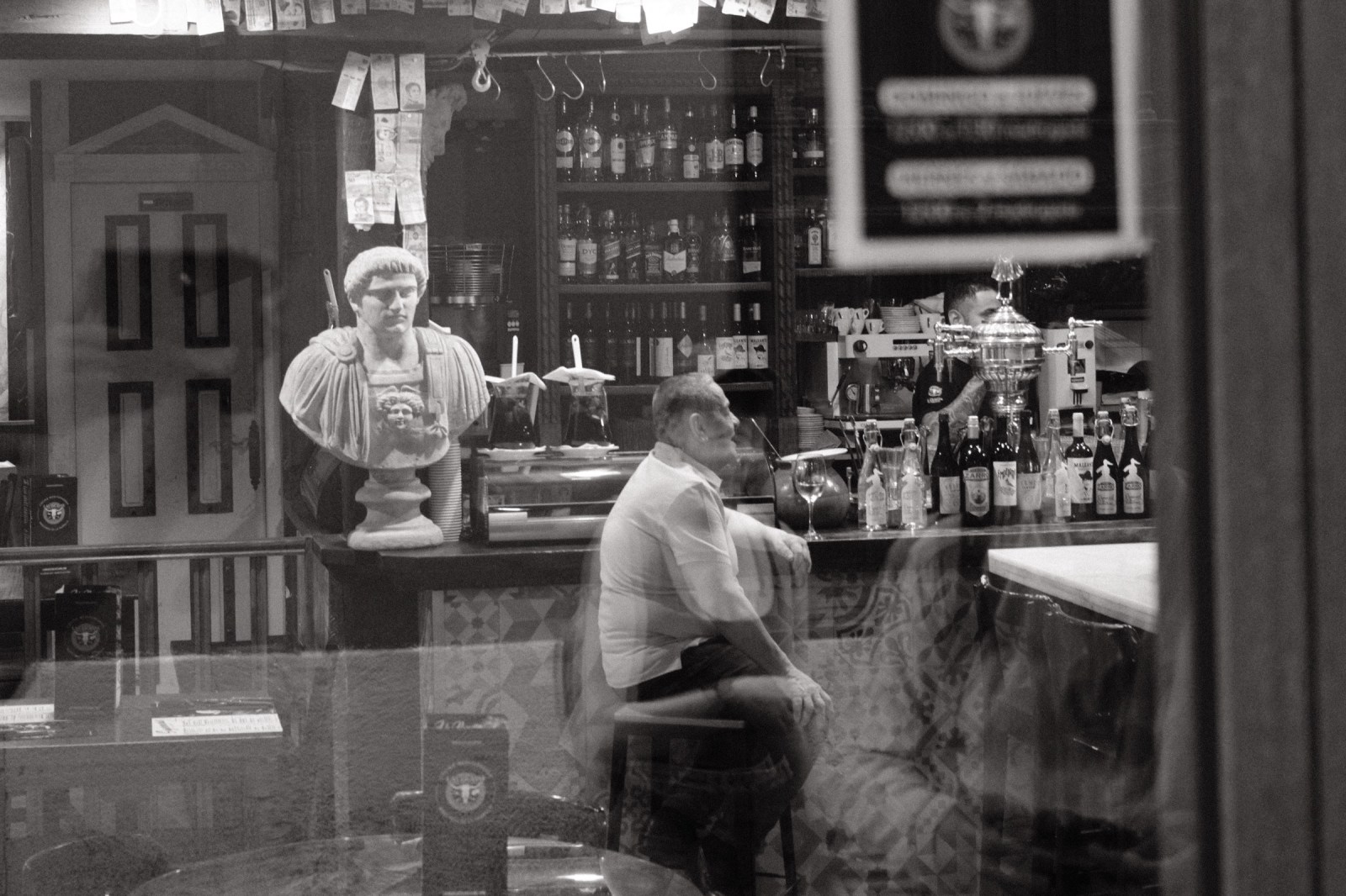 Talleres y cursos de fotografia de calle en Madrid con Rober Tomas en http://robertomasfoto.com 