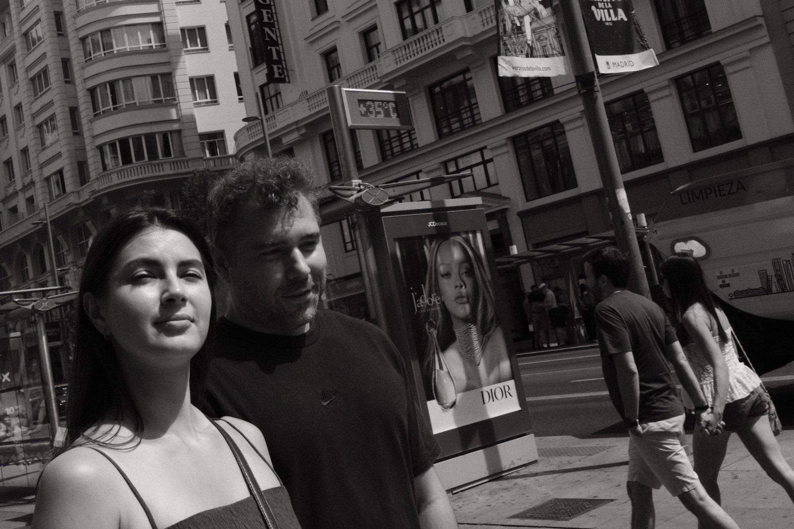 Talleres y cursos de fotografia de calle en Madrid con Rober Tomas en http://robertomasfoto.com 