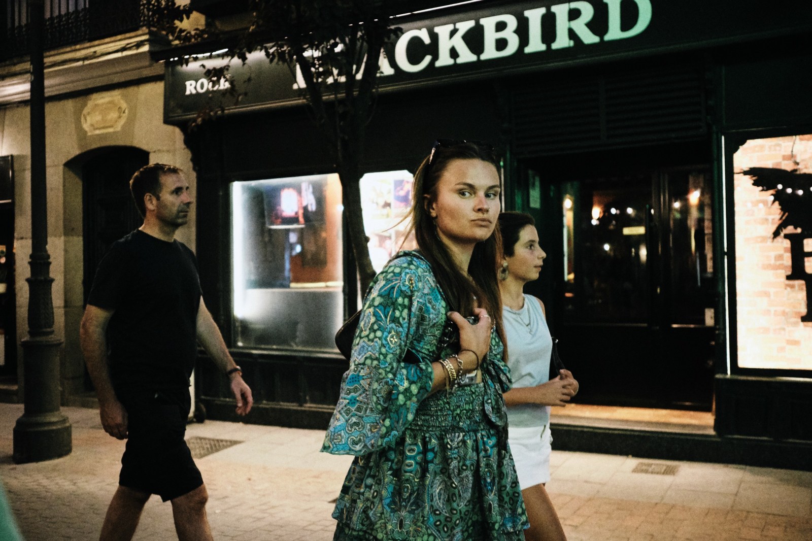 Talleres y cursos de fotografia de calle con Rober Tomas en http://robertomasfoto.com 