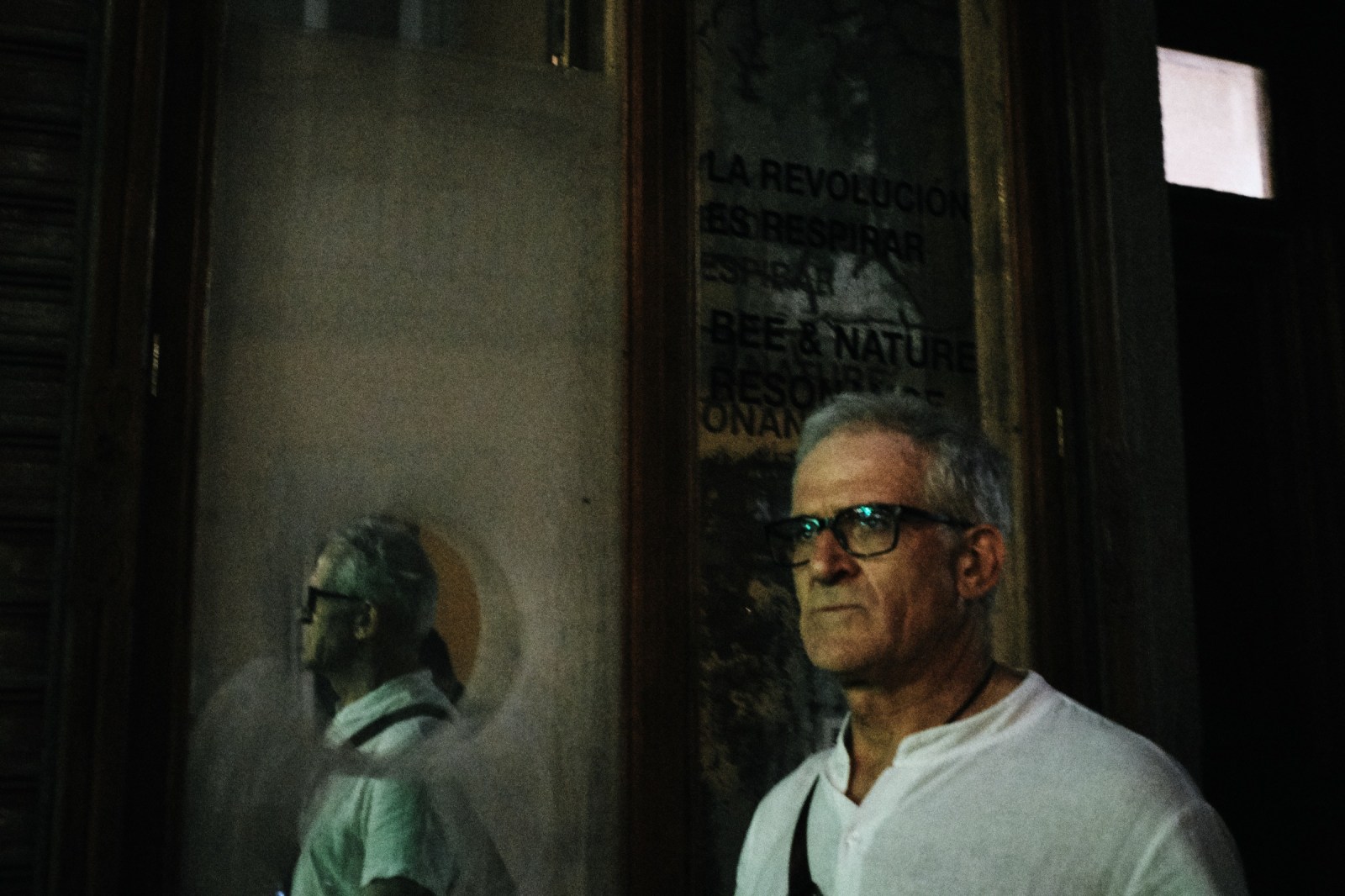 Talleres y cursos de fotografia de calle con Rober Tomas en http://robertomasfoto.com 