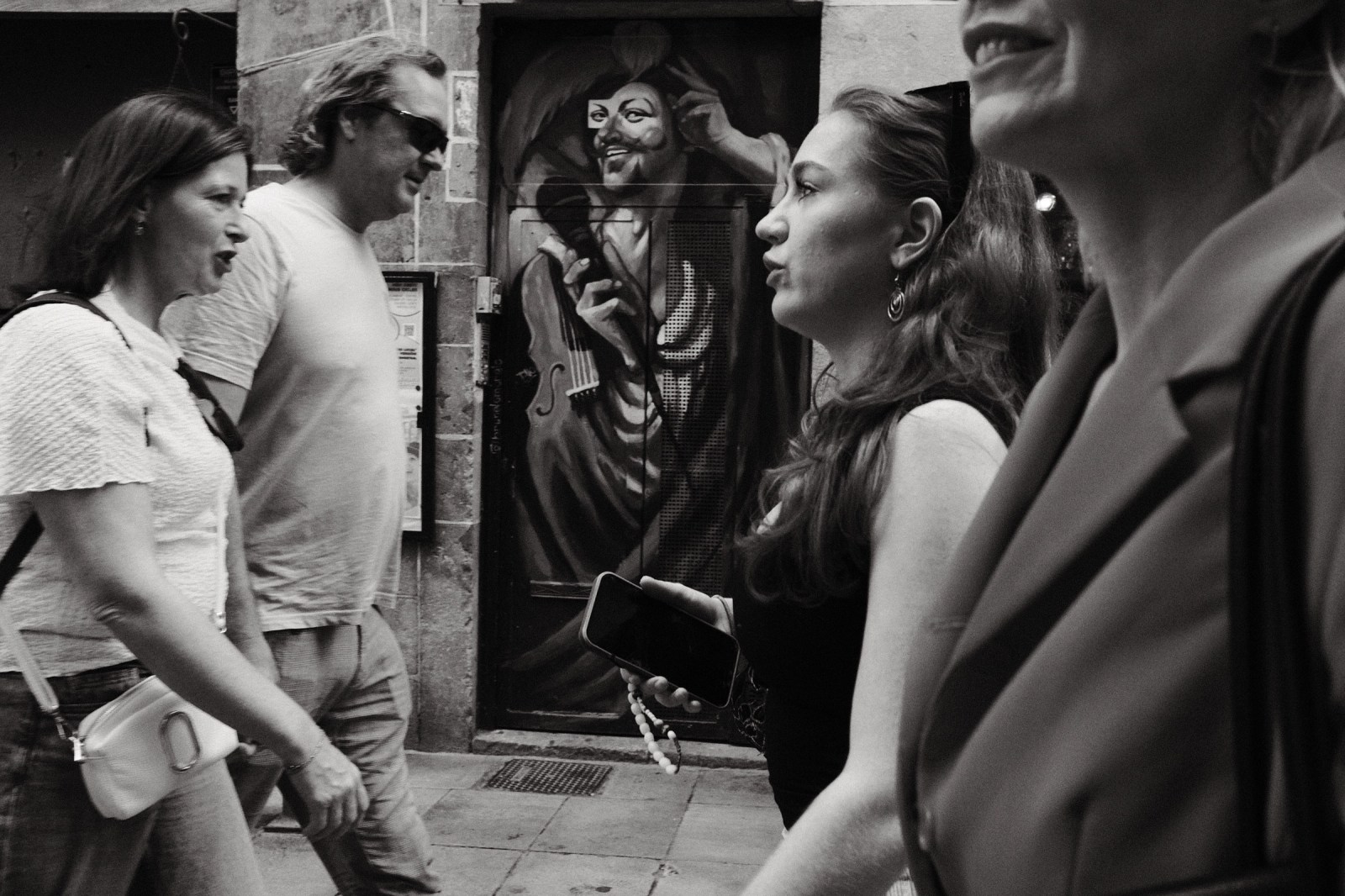 Cursos y talleres de fotografia de calle en Barcelona con Rober Tomas en http://robertomasfoto.com 