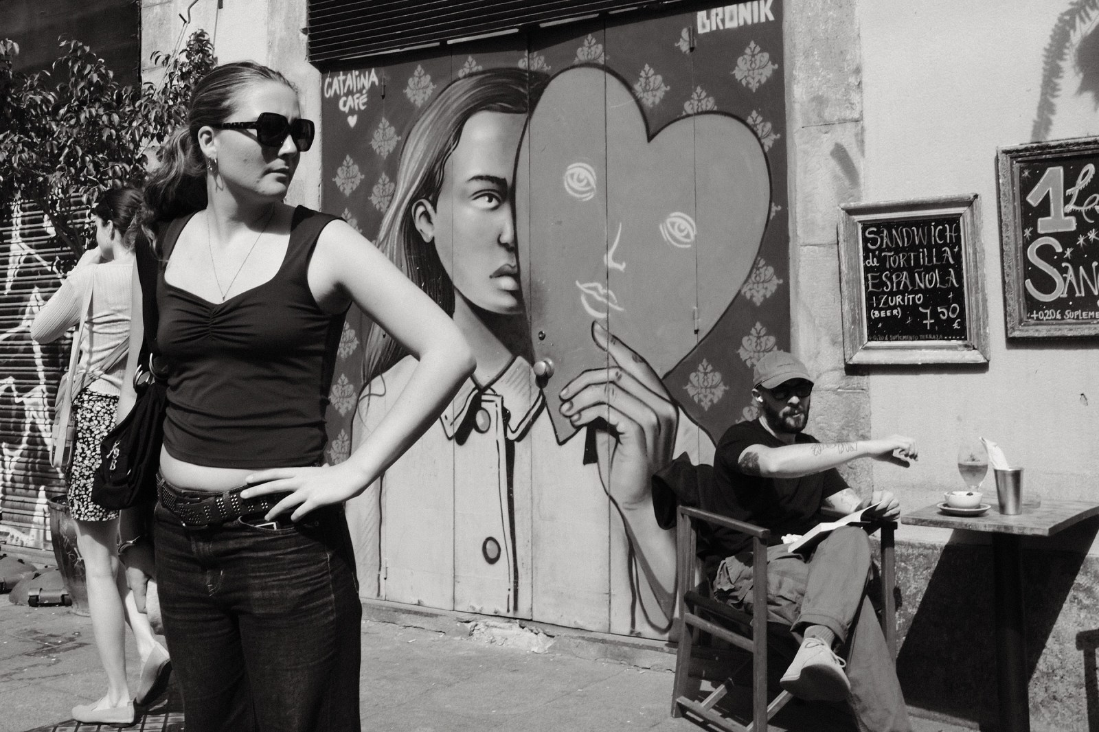 Cursos y talleres de fotografia de calle en Barcelona con Rober Tomas en http://robertomasfoto.com 