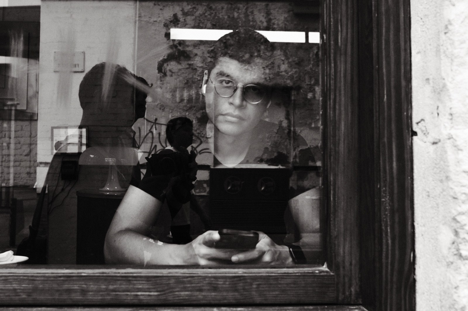 Cursos y talleres de fotografia de calle en Barcelona con Rober Tomas en http://robertomasfoto.com 