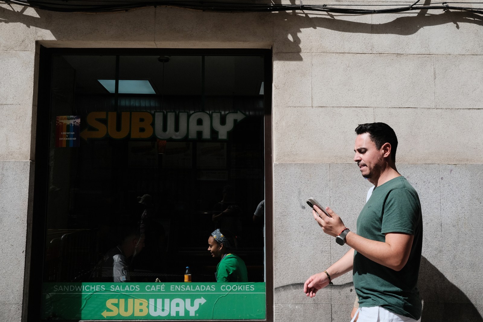 Cursos y Talleres de Fotografia de Calle con Rober Tomás en Madrid