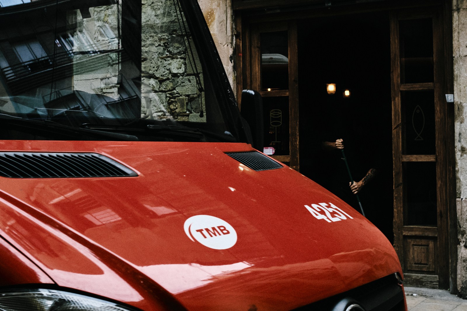 Talleres de inmersión en Fotografia de Calle con Rober Tomas en Barcelona