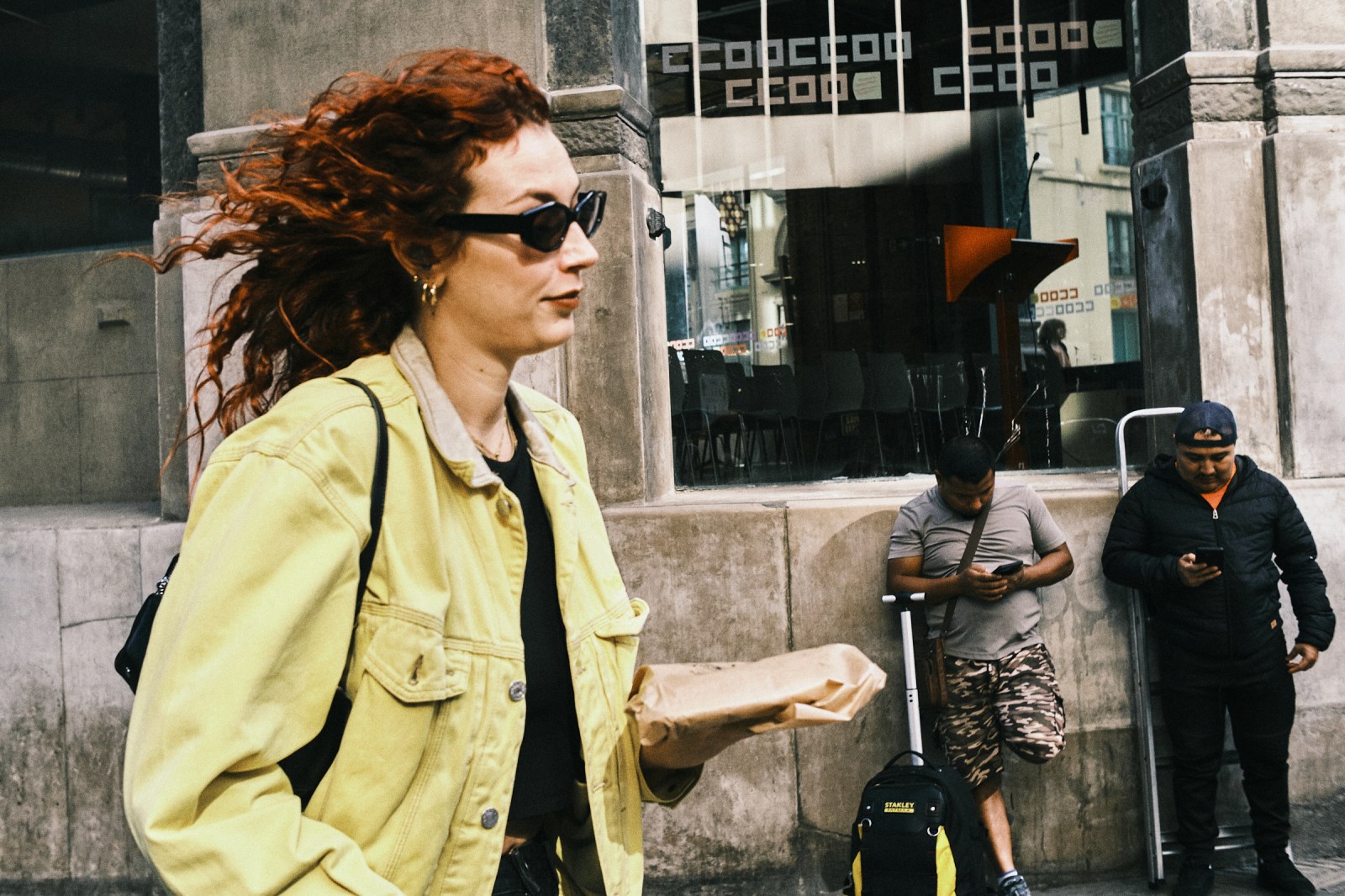 Talleres de inmersión en Fotografia de Calle con Rober Tomas en Barcelona