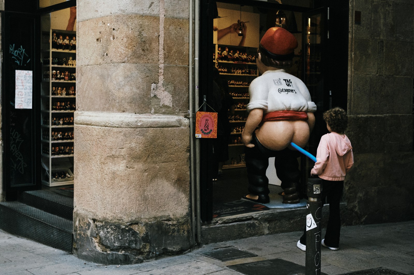 Talleres de inmersión en Fotografia de Calle con Rober Tomas en Barcelona