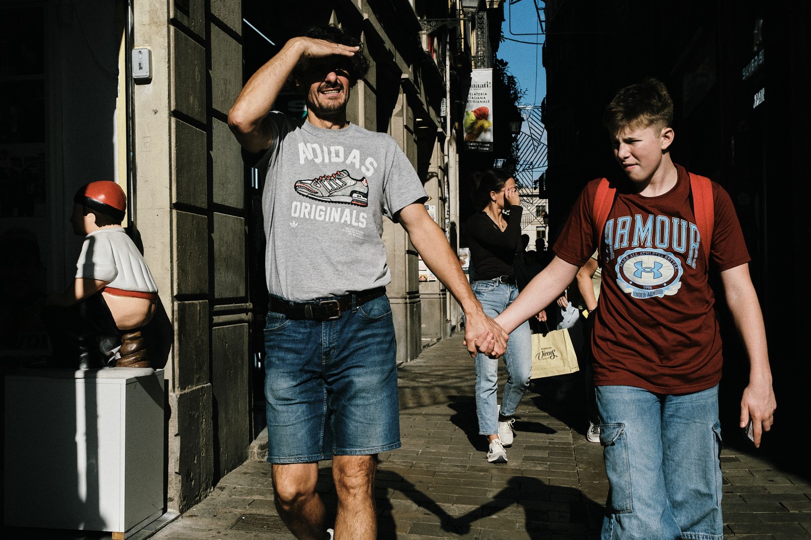 Talleres de inmersión en Fotografia de Calle con Rober Tomas en Barcelona