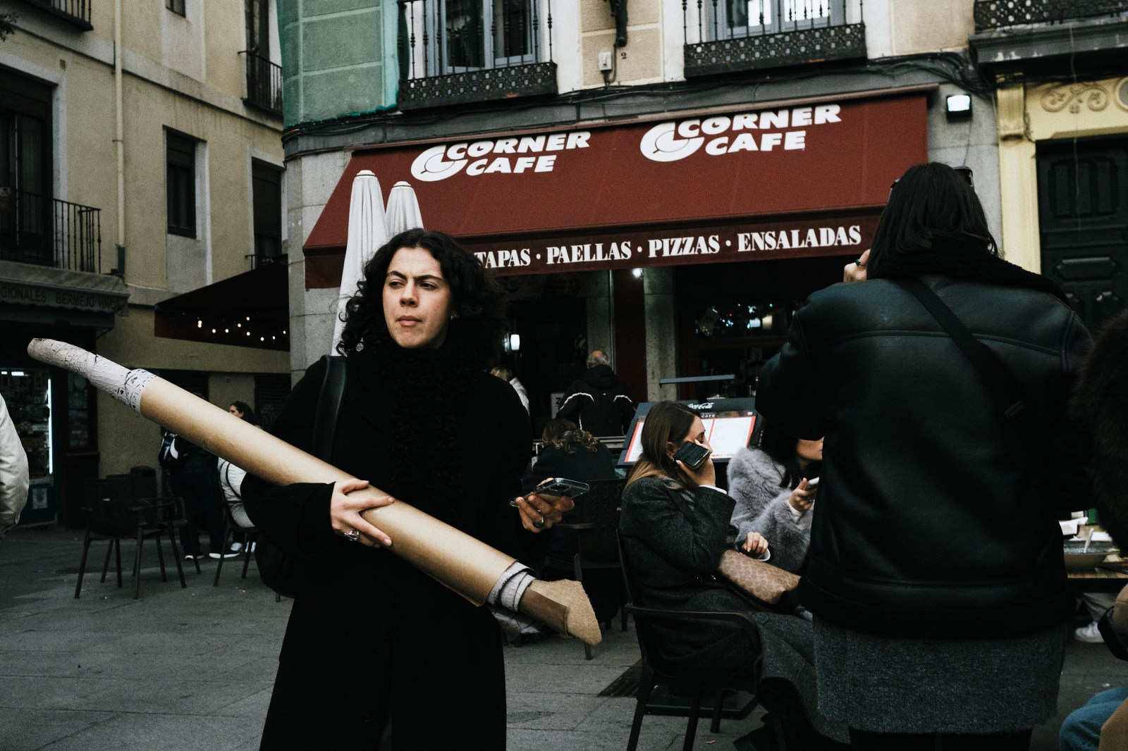 Talleres y cursos de fotografia de calle en Madrid con Rober Tomas en http://robertomasfoto.com 