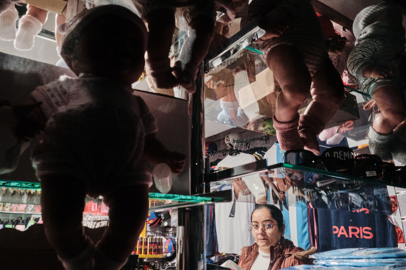 Talleres y cursos de fotografía de calle con Rober Tomás en Barcelona http://robertomasfoto.com 