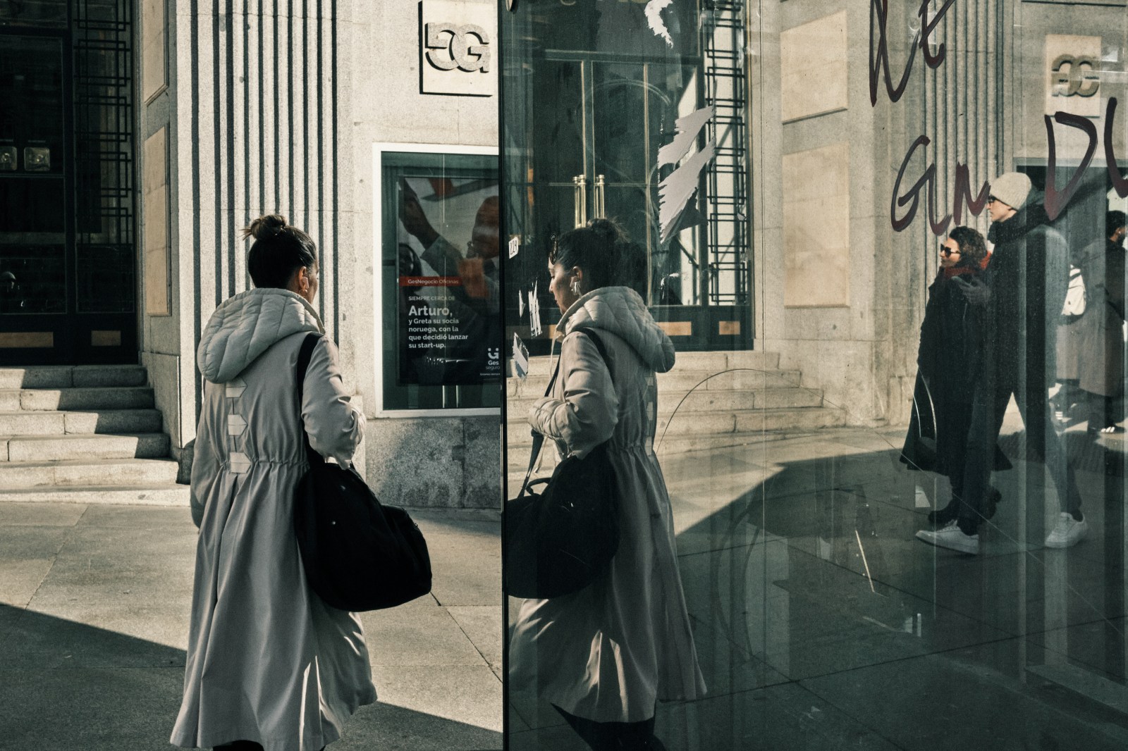 Talleres y cursos de fotografia de calle en Madrid con Rober Tomás en http://robertomasfoto.com 