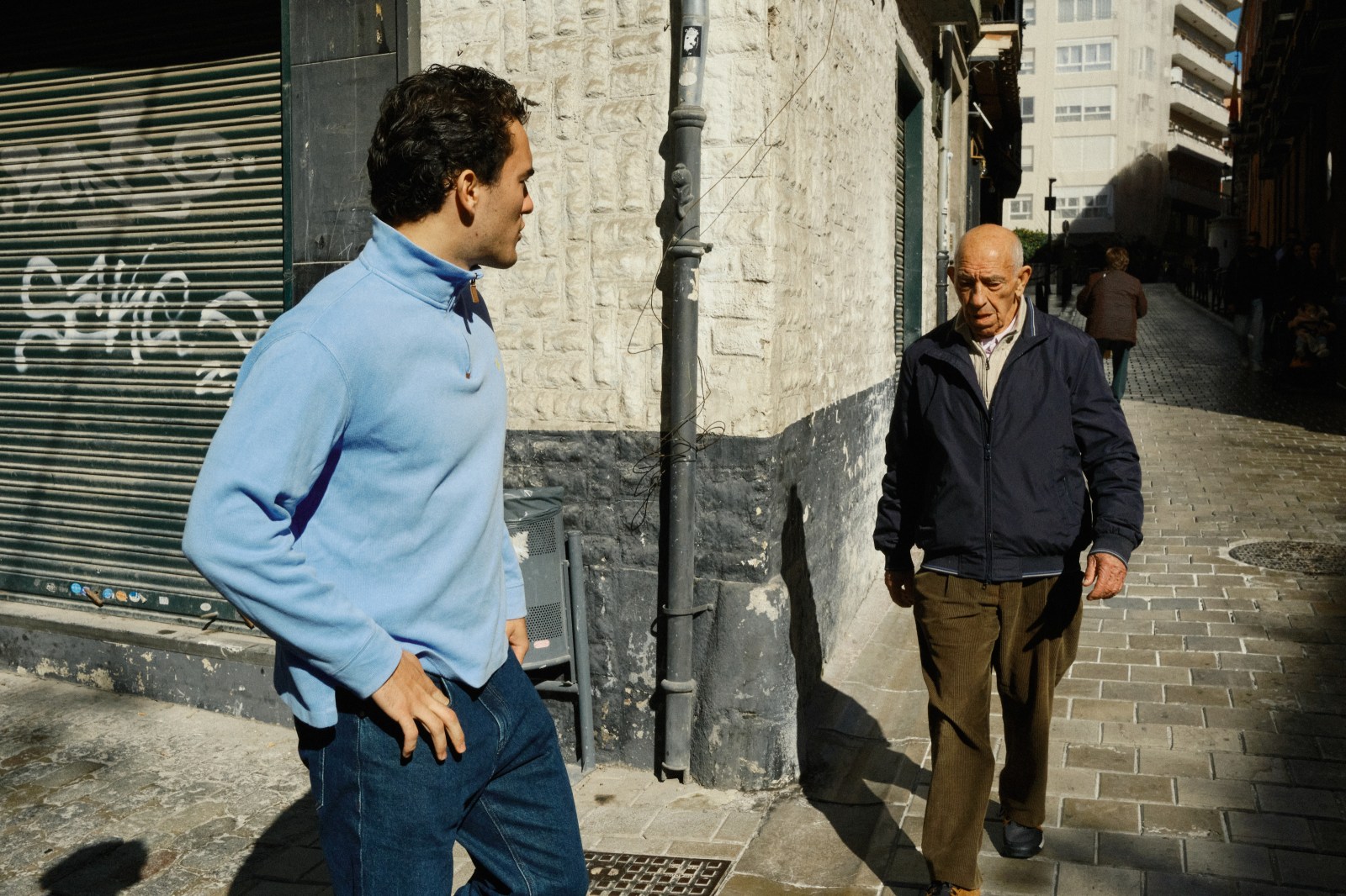 Cursos y talleres de fotografia de calle en Granada con Rober Tomas en http://robertomasfoto.com