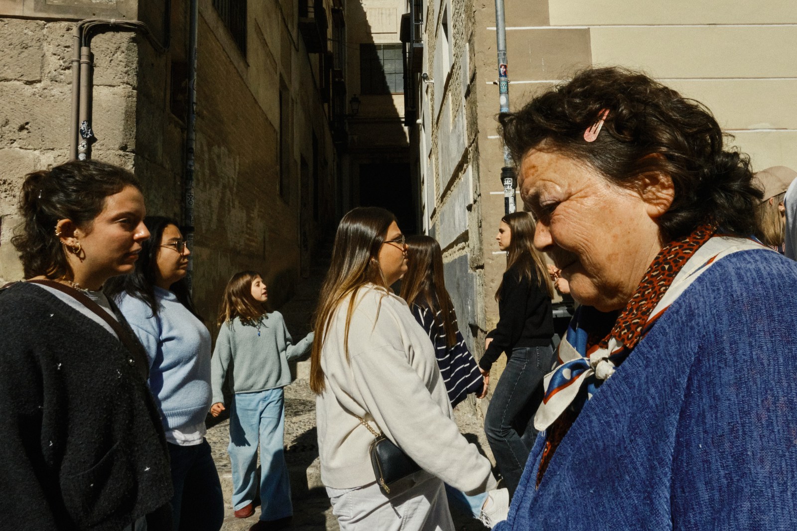 Cursos y talleres de fotografia de calle en Granada con Rober Tomas en http://robertomasfoto.com