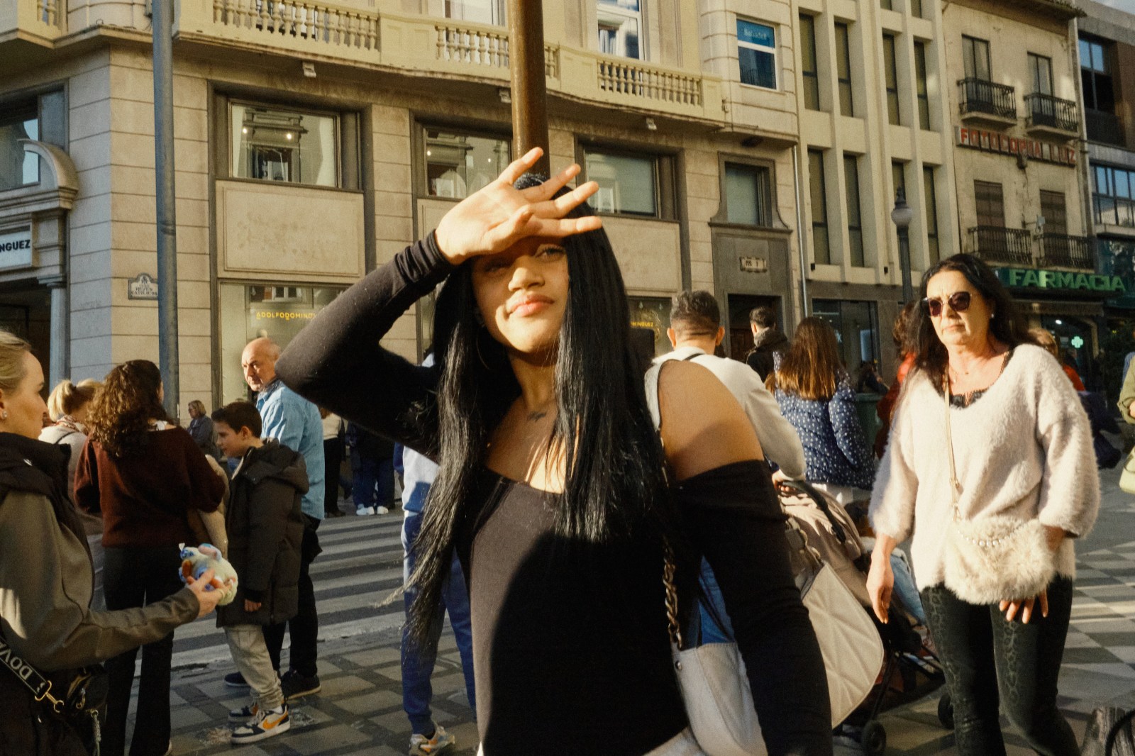 Cursos y talleres de fotografia de calle en Granada con Rober Tomas en http://robertomasfoto.com