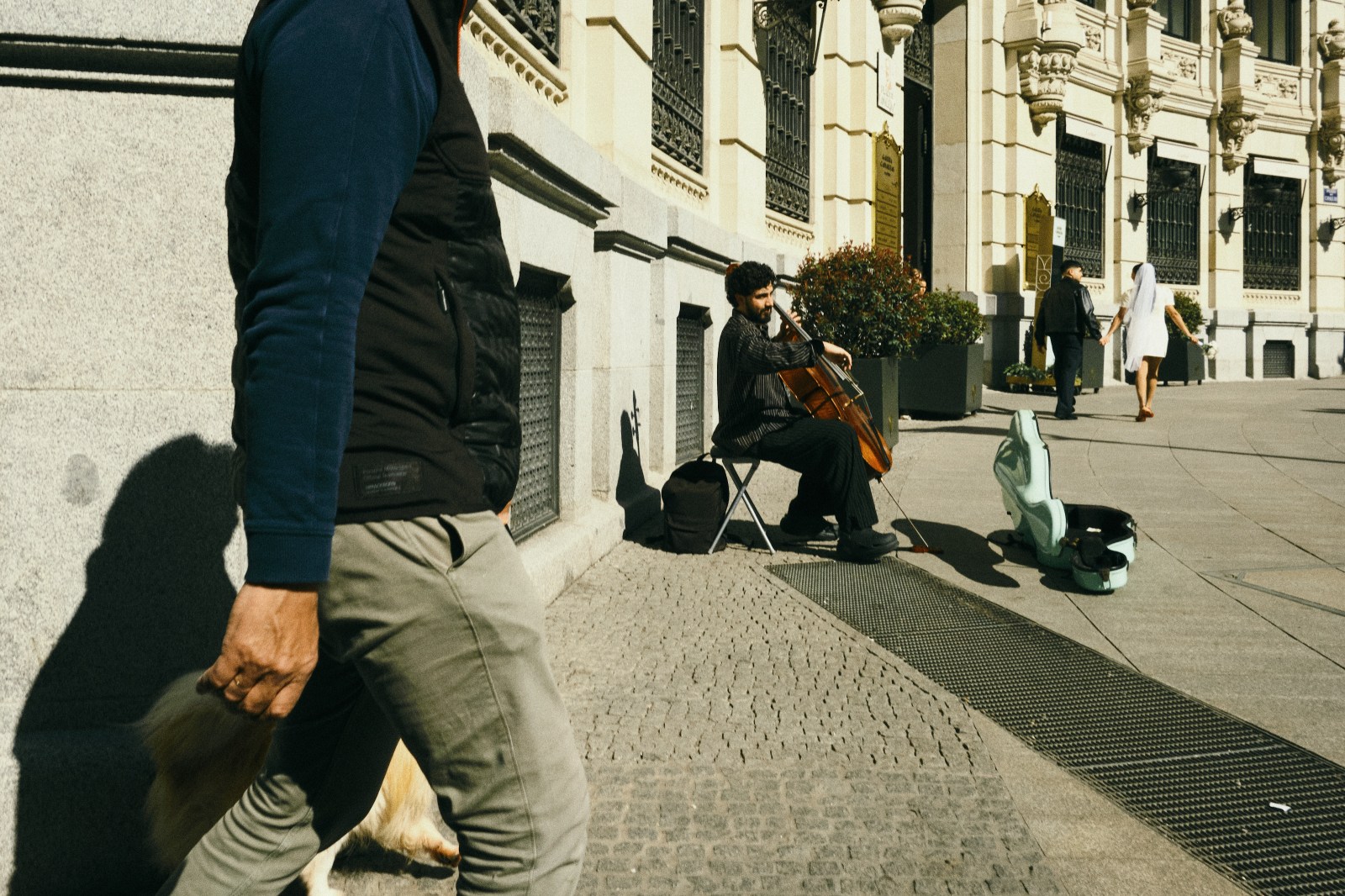 talleres y cursos de fotografia de calle con Rober Tomas en Madrid wn mw 