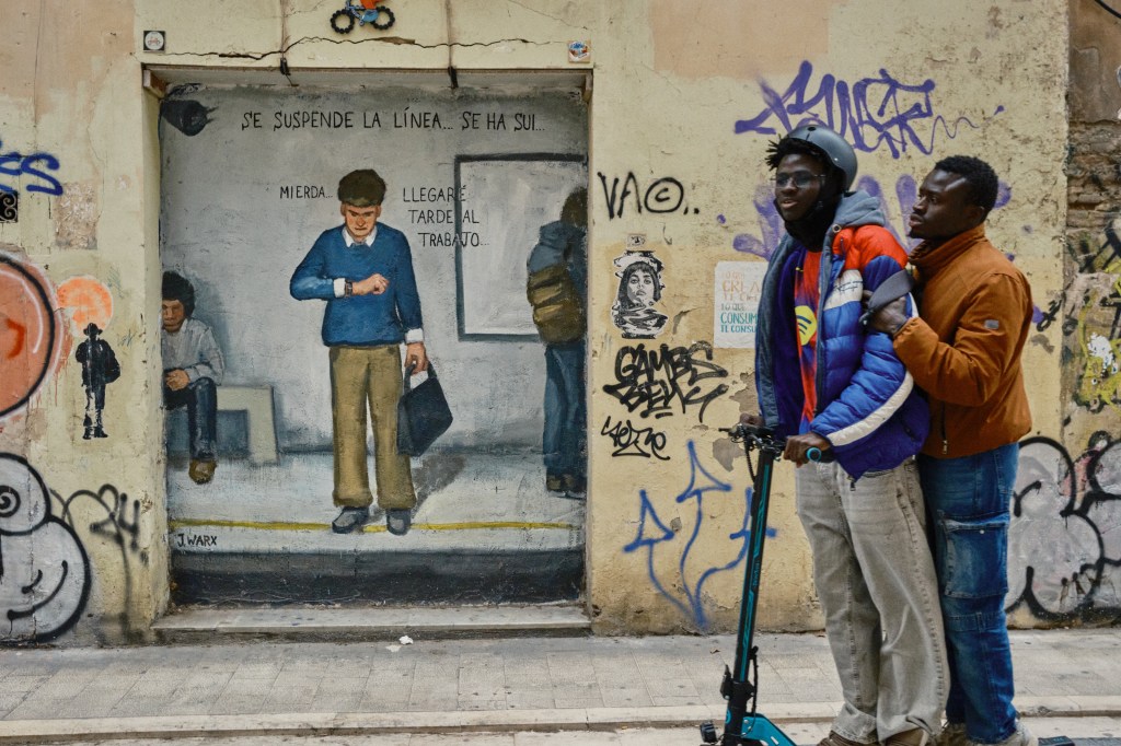 Talleres y cursos de fotohgrfia de calle en Valencia con Rober Tomas