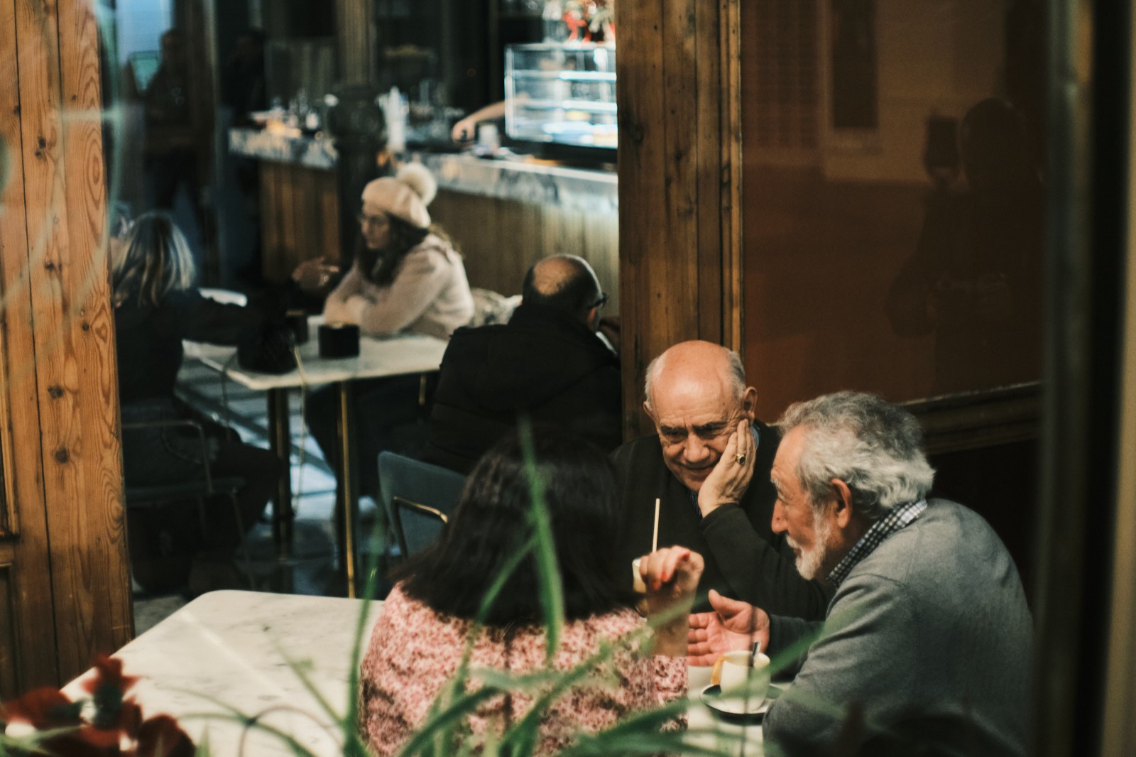 Talleres y cursos de fotografía de calle en Zaragoza con Rober Tomas en http://robertomasfoto.com 
