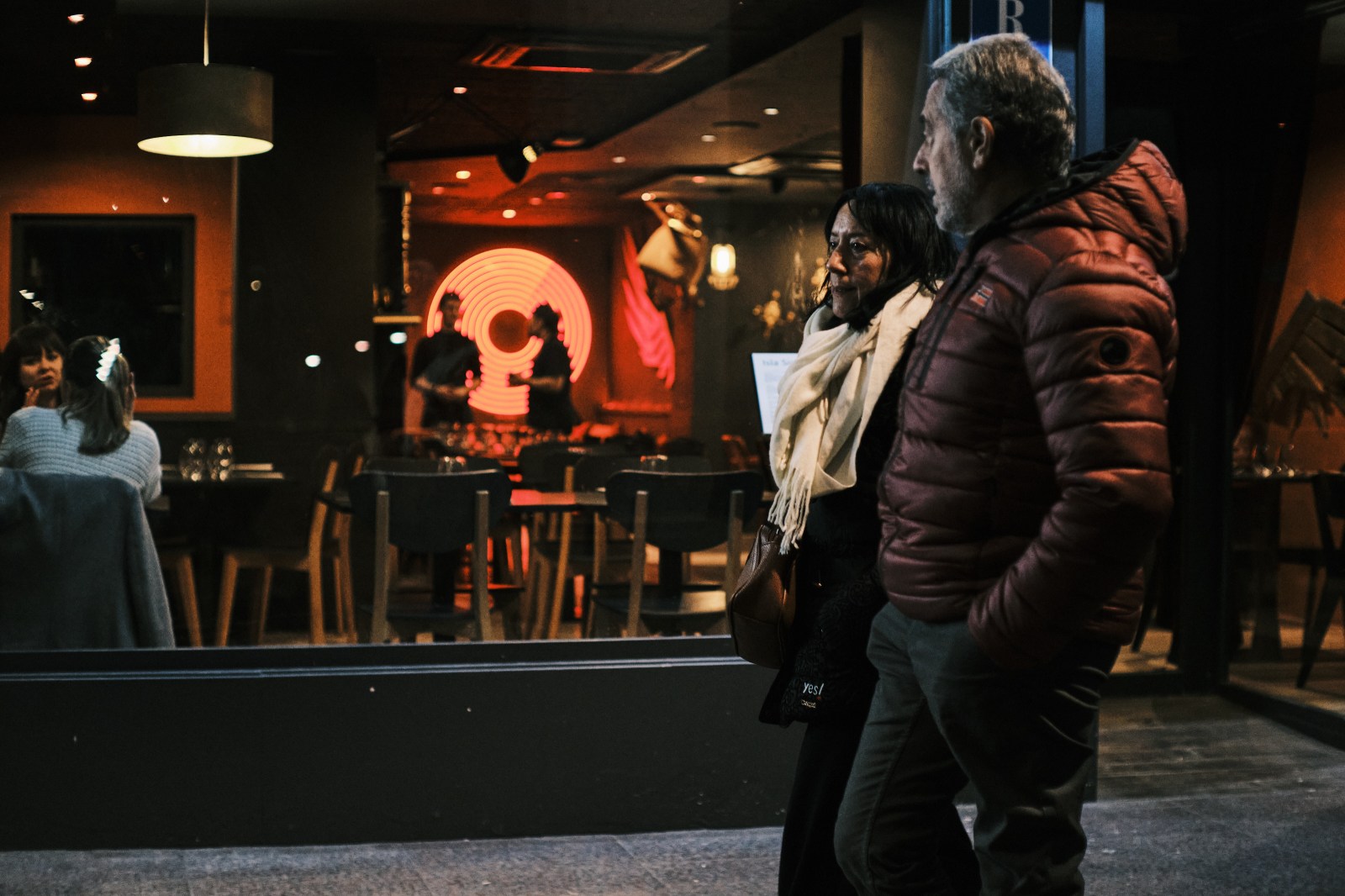 Talleres y cursos de fotografía de calle en Zaragoza con Rober Tomas en http://robertomasfoto.com 