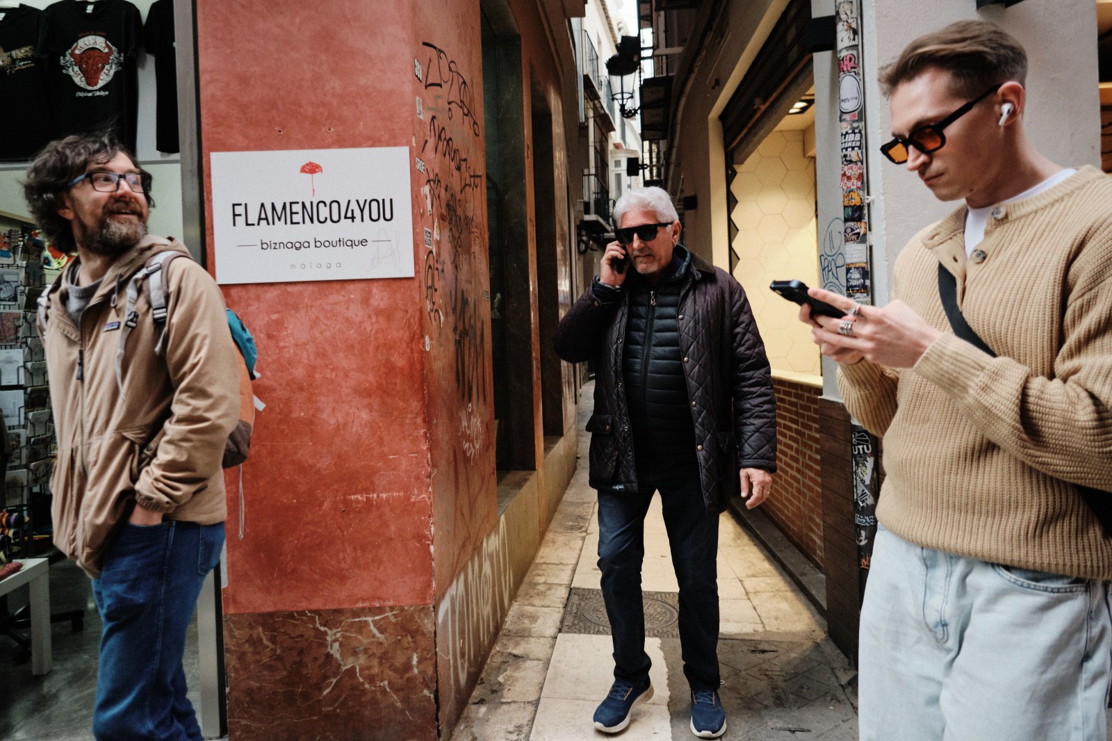 Talleres y cursos de fotografía en Málaga con Rober Tomás en http://robertomasfoto.com 