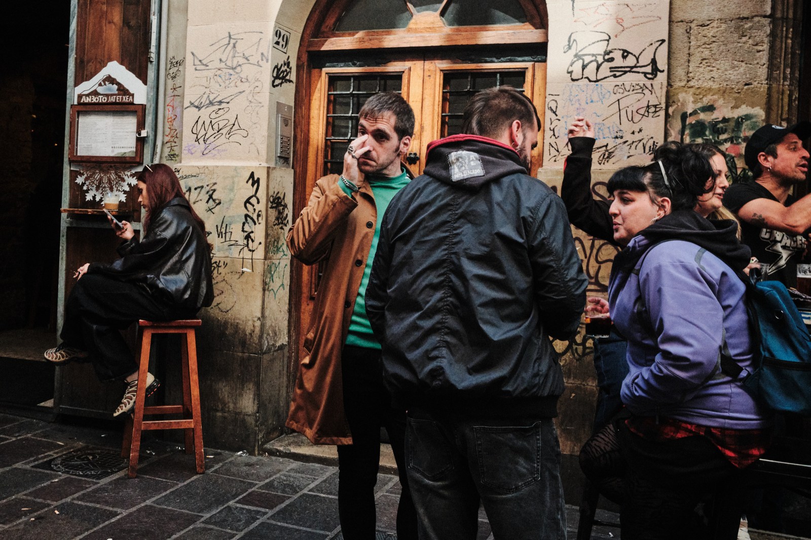 Talleres y Cursos de Fotografía de Calle en Vitoria con Rober Tomas