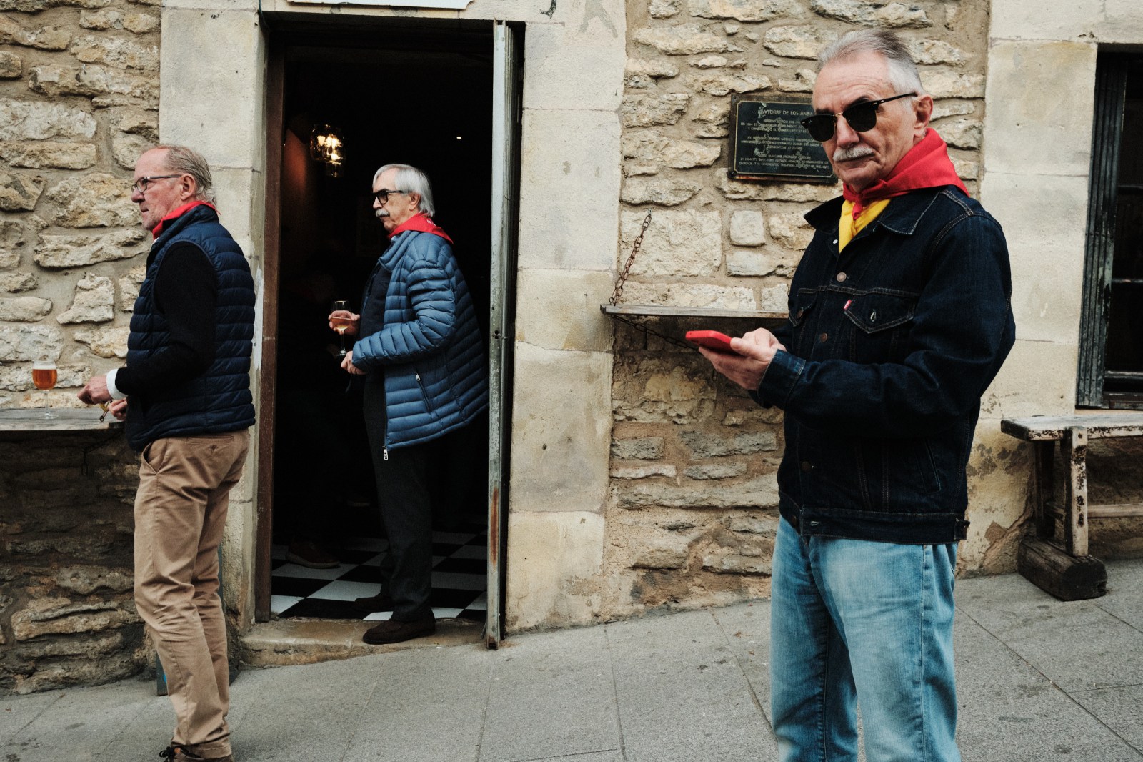 Talleres y Cursos de Fotografía de Calle en Vitoria con Rober Tomas