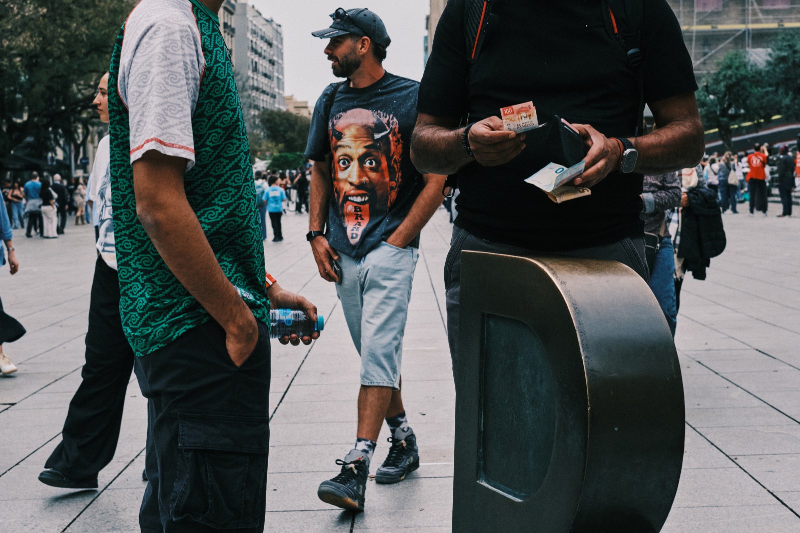 Talleres y cursos de Fotografía de Calle en Barcelona con Rober Tomás http://robertomasfoto.com