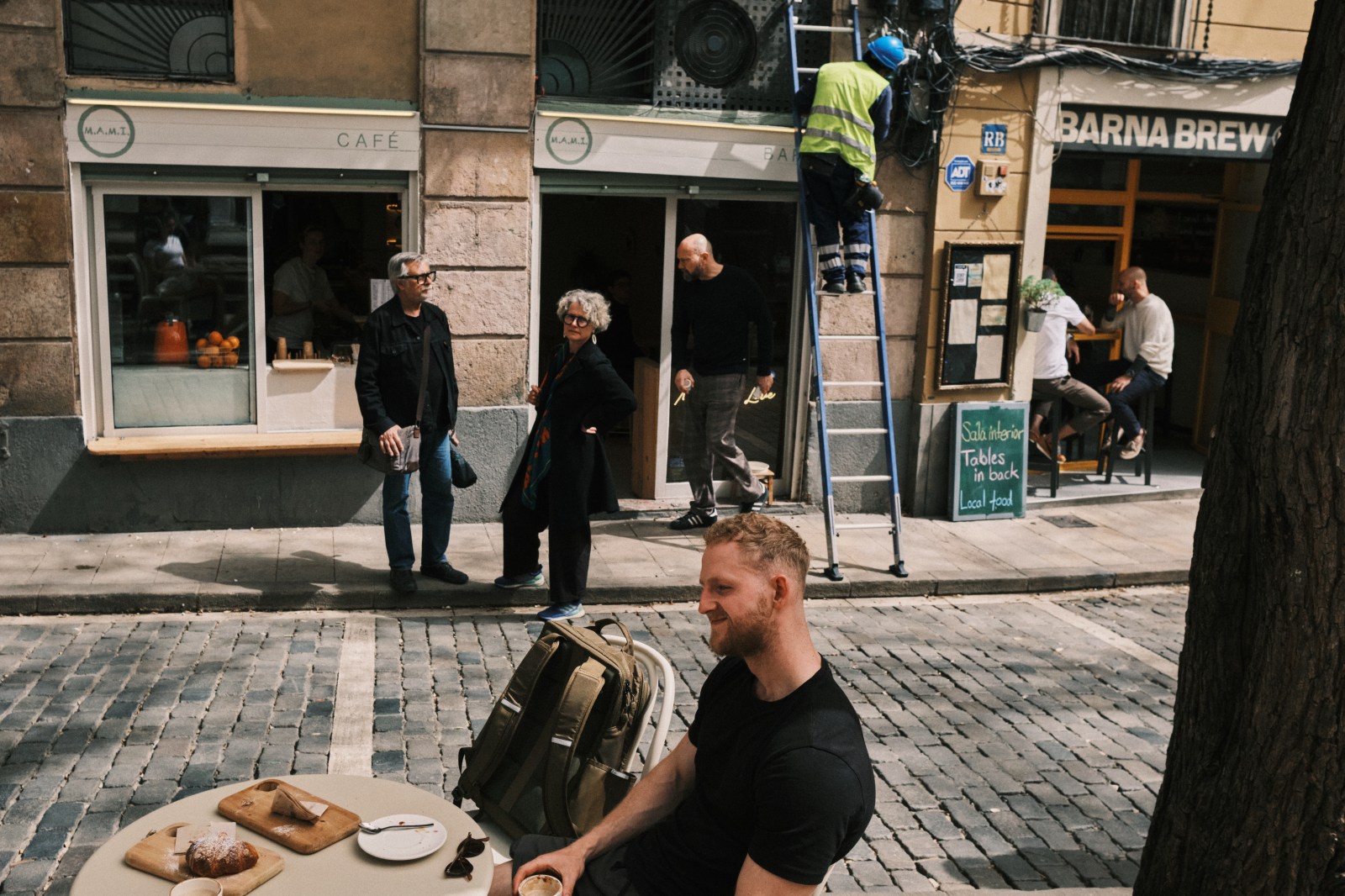 Talleres y cursos de Fotografía de Calle en Barcelona con Rober Tomás http://robertomasfoto.com
