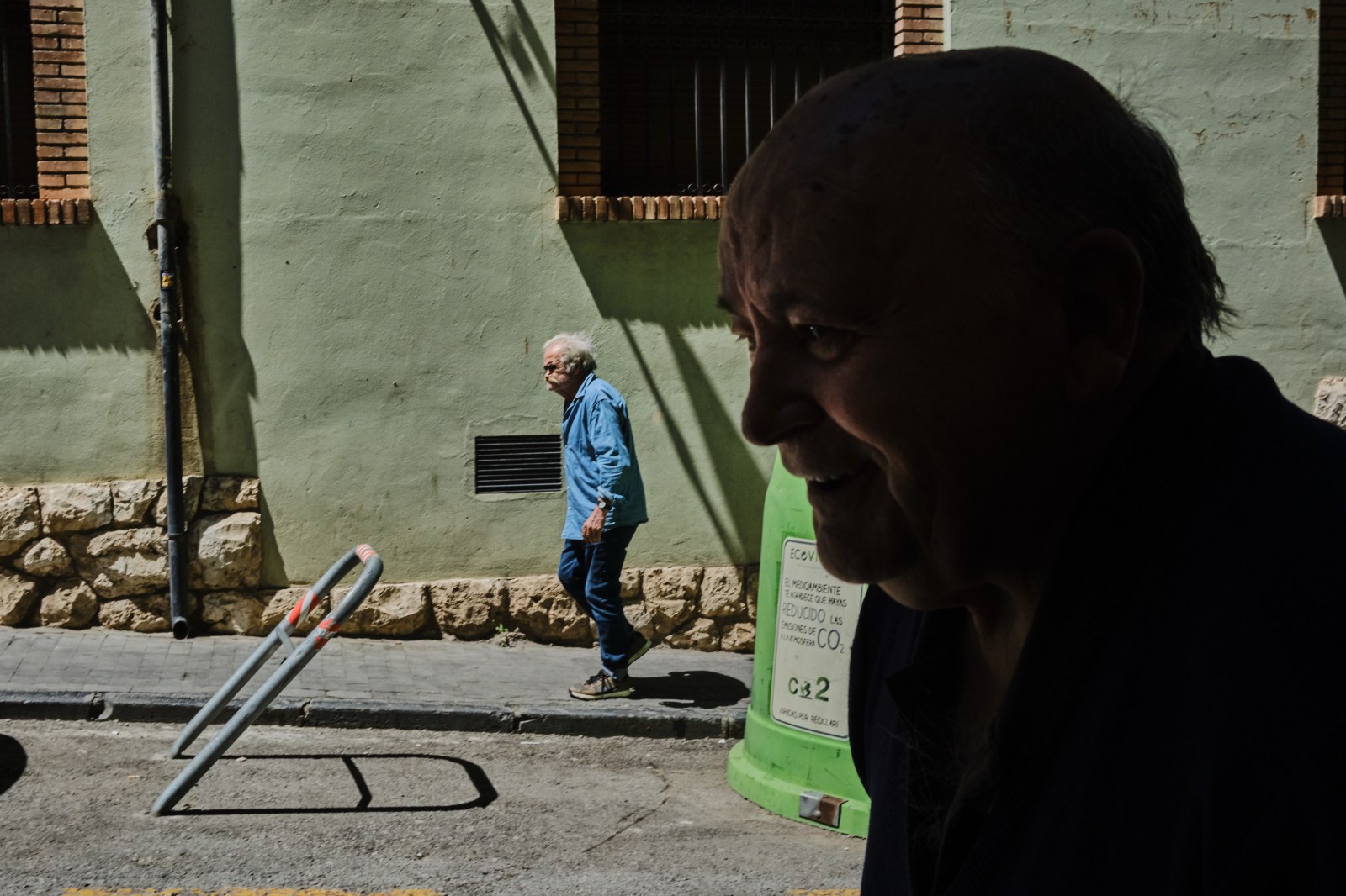 Cursos y talleres de fotografía de calle con Rober Tomas en Teruel en http://robertomasfoto.com 
