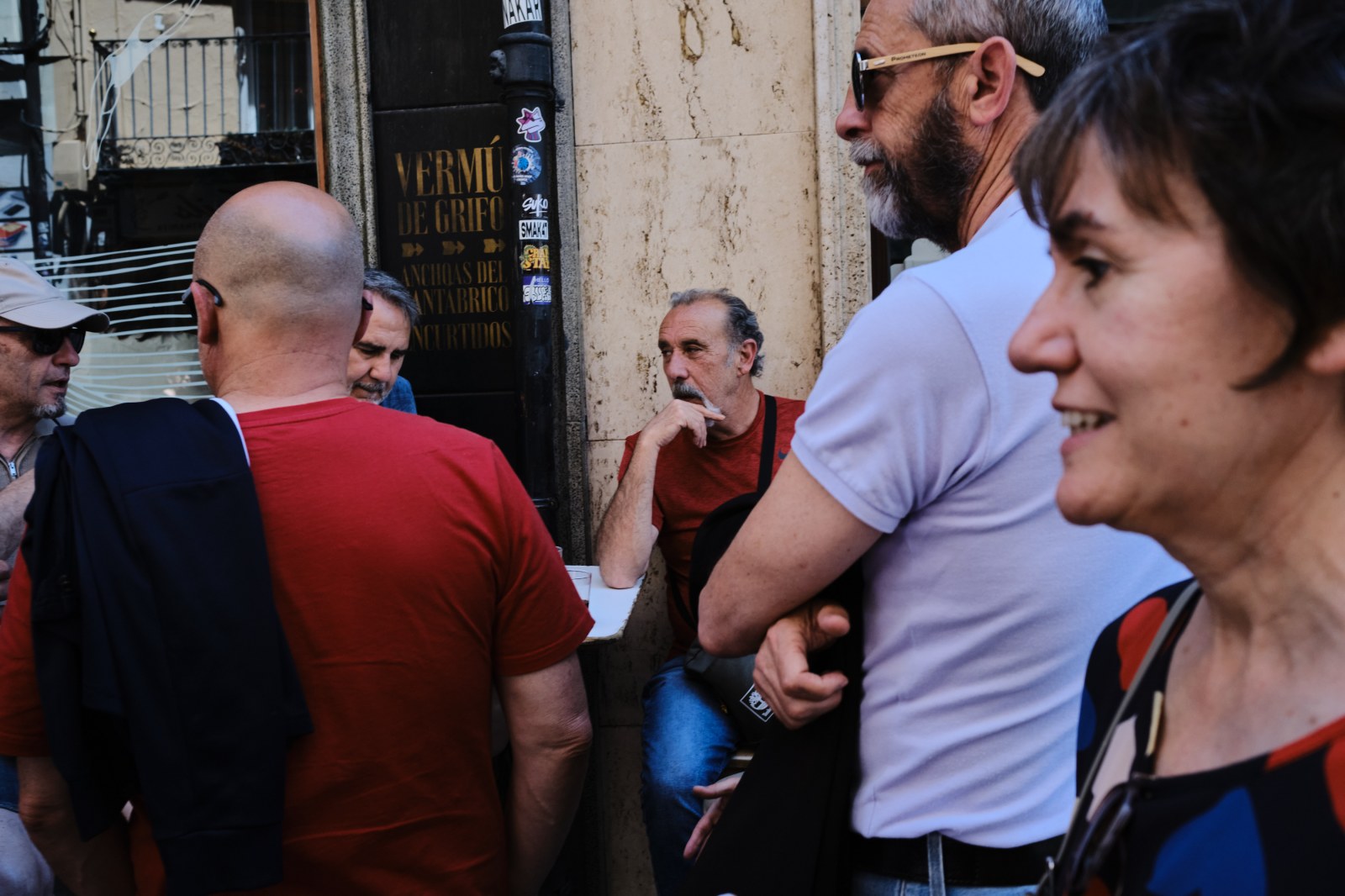 Cursos y talleres de fotografía de calle con Rober Tomas en Teruel en http://robertomasfoto.com 
