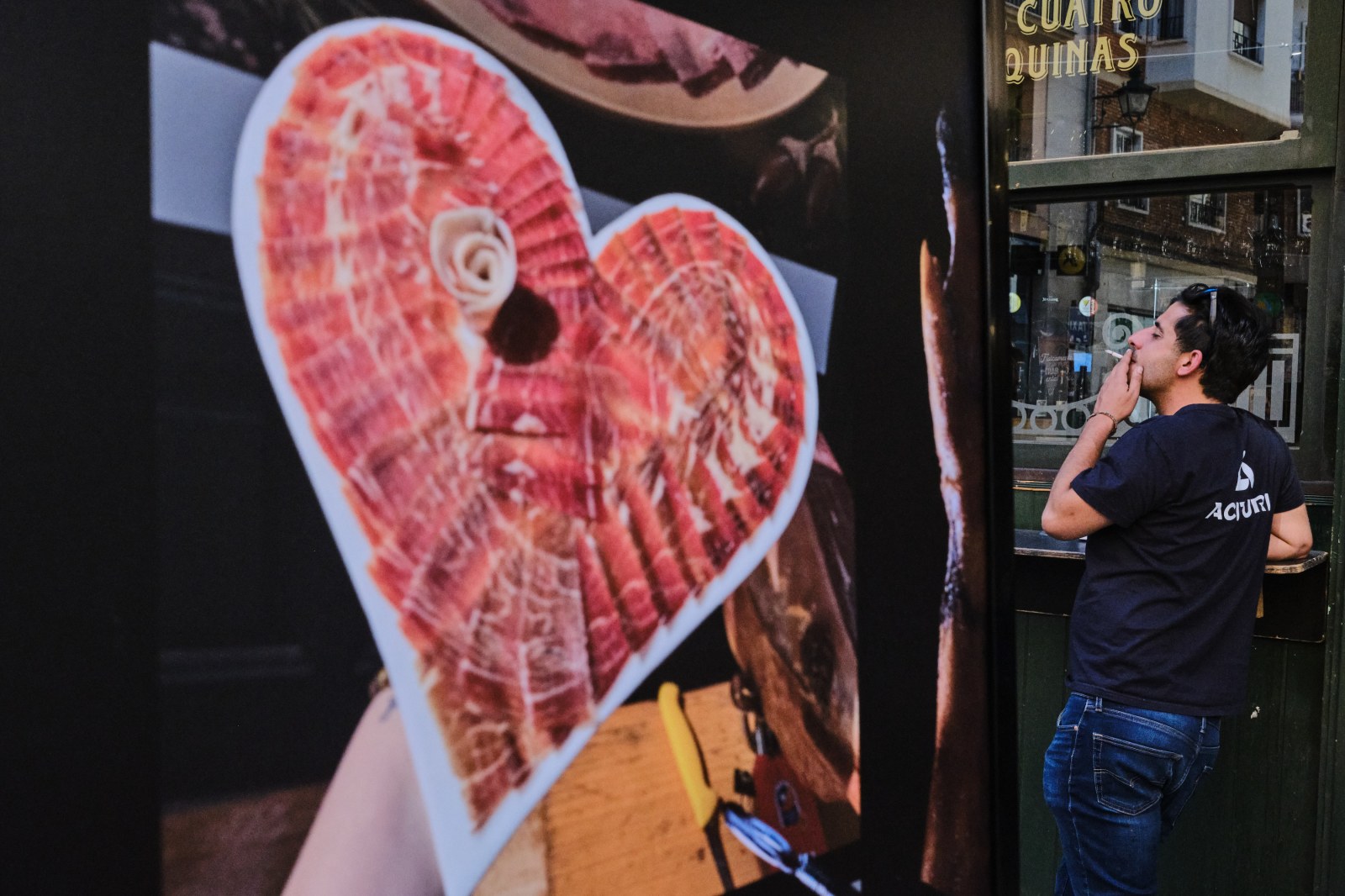 Cursos y talleres de fotografía de calle con Rober Tomas en Teruel en http://robertomasfoto.com 