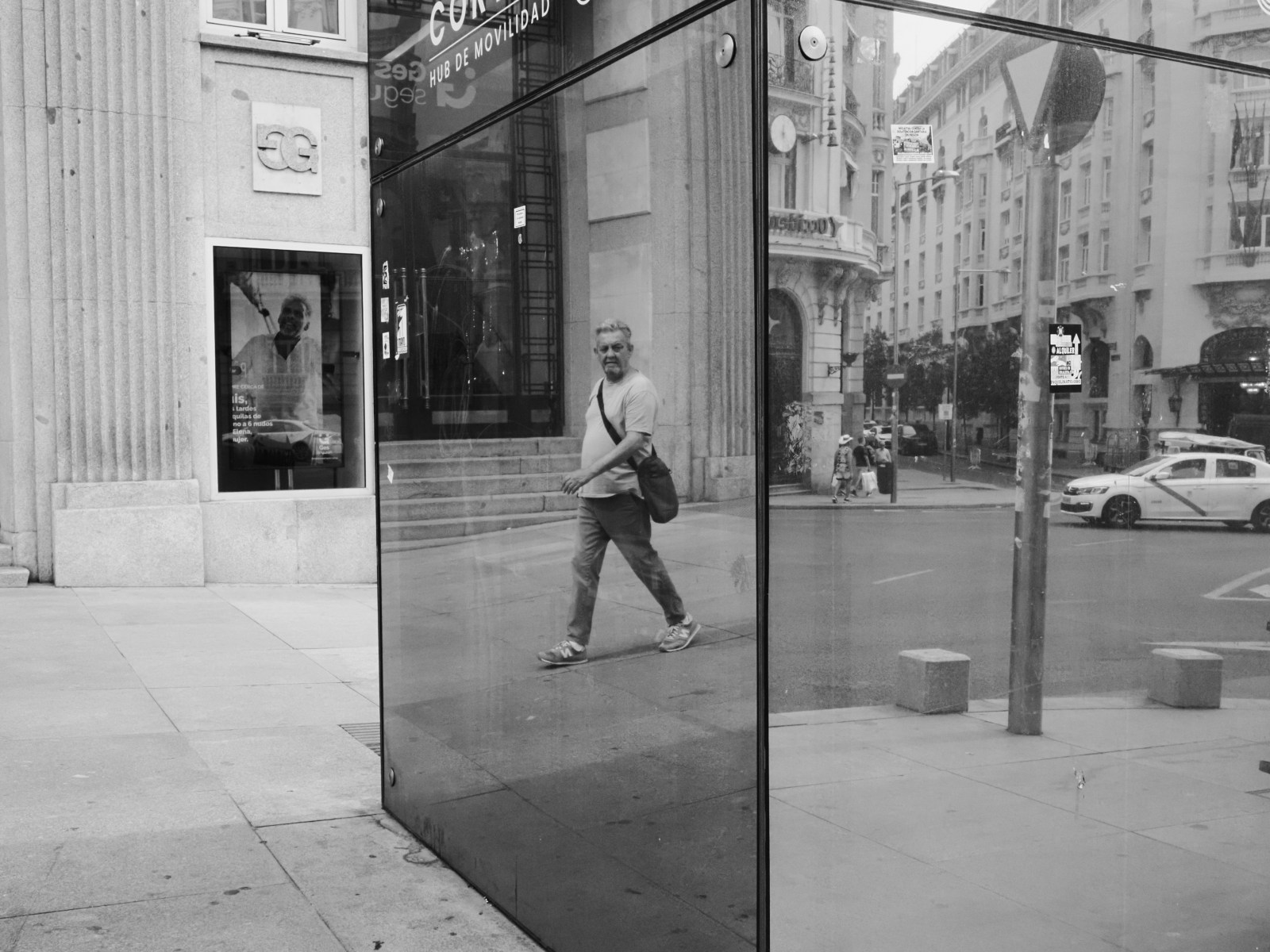 Talleres y cursos de fotografia de calle en Madrid con Rober Tomás en http://robertomasfoto.com