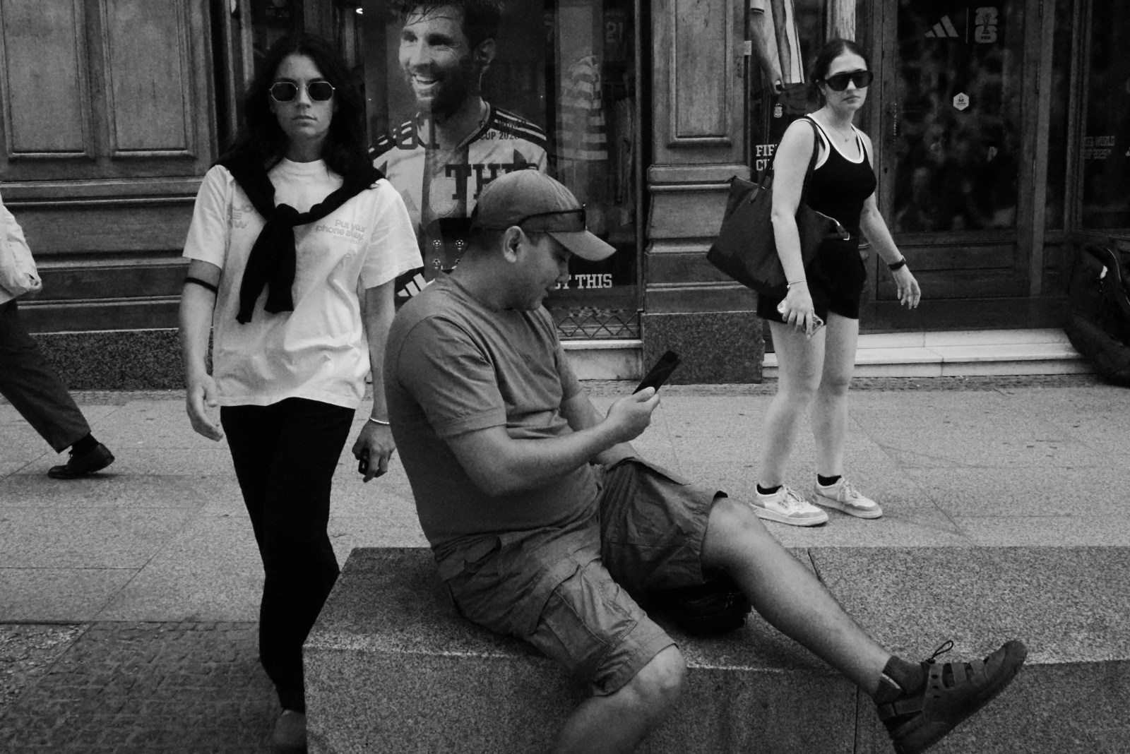 Talleres y cursos de fotografia de calle en Madrid con Rober Tomás en http://robertomasfoto.com