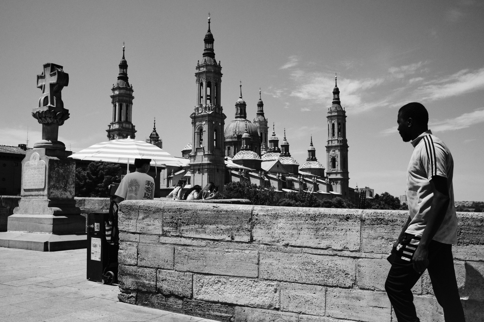 talleres y cursos de fotografía de calle con Rober Tomás en Zaragoza