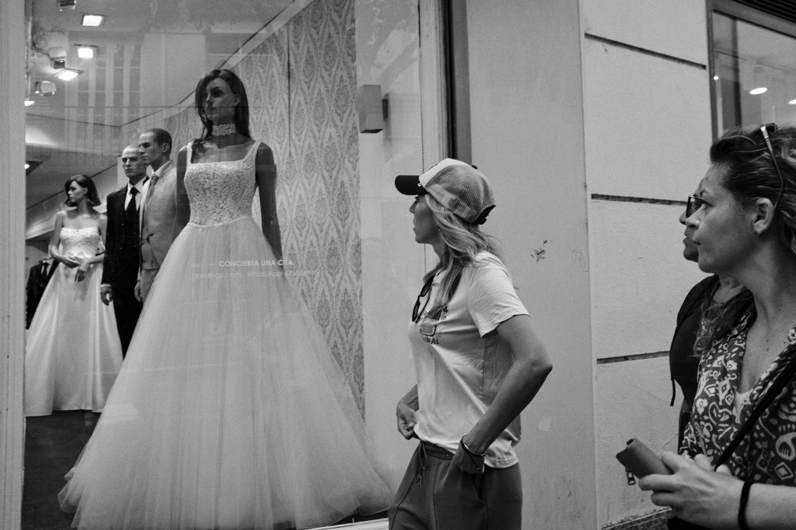 Talleres y cursos de fotografía de calle en Zaragoza con Rober Tomás en http://robertomasfoto.com 