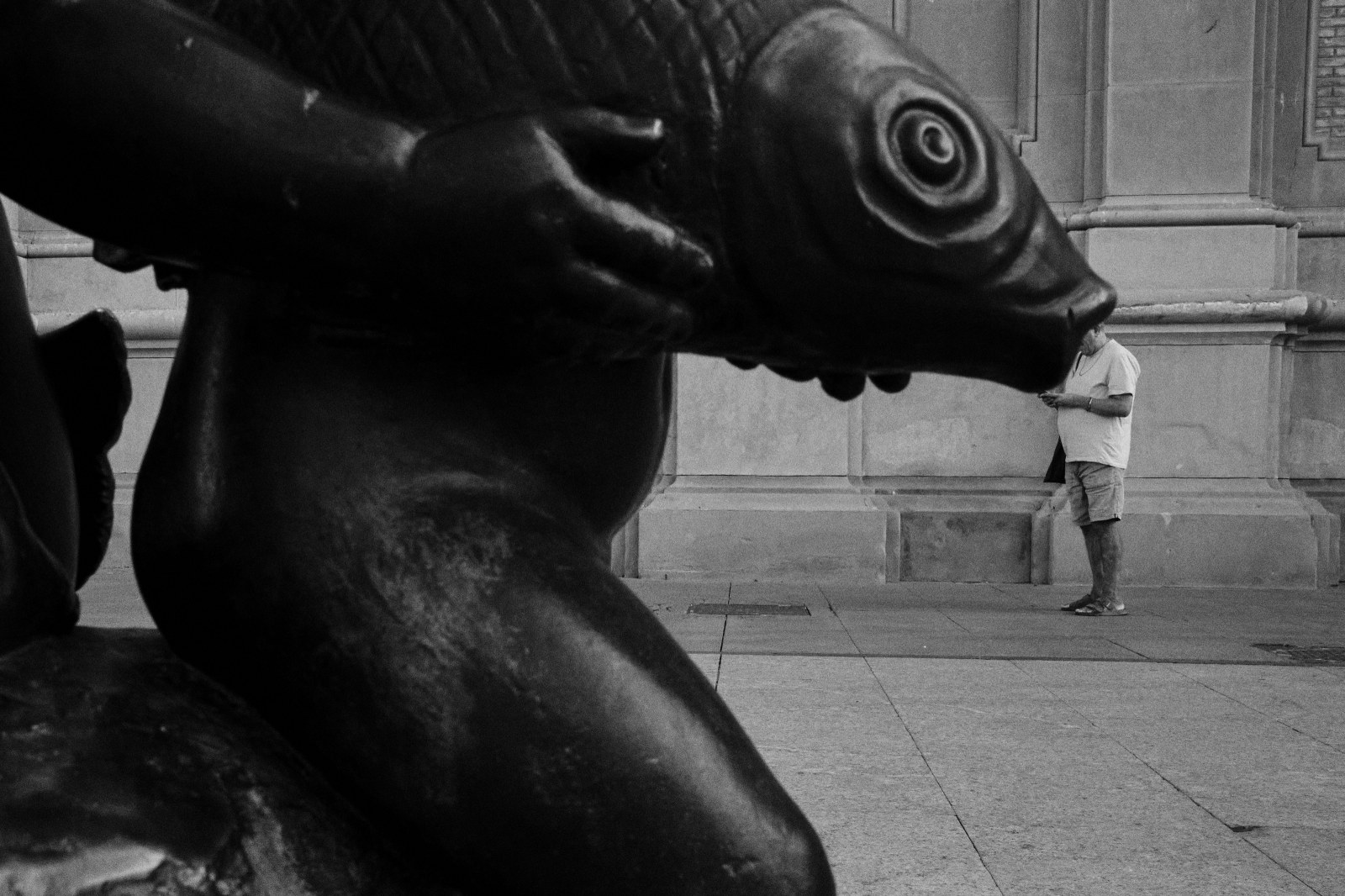 Talleres y cursos de fotografía de calle en Zaragoza con Rober Tomás en http://robertomasfoto.com 